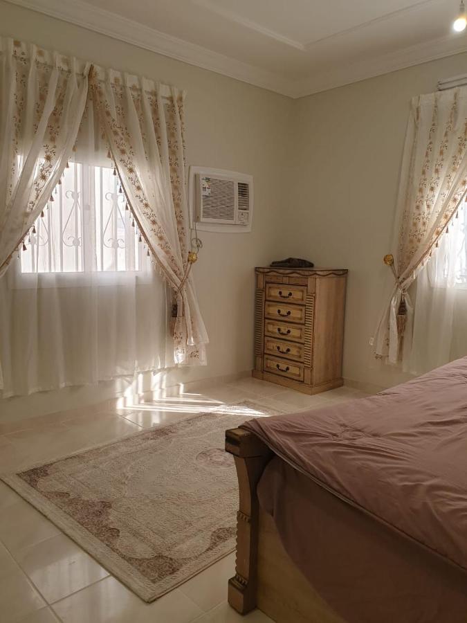 Al-Olaya Apartment 乌姆莱季 外观 照片