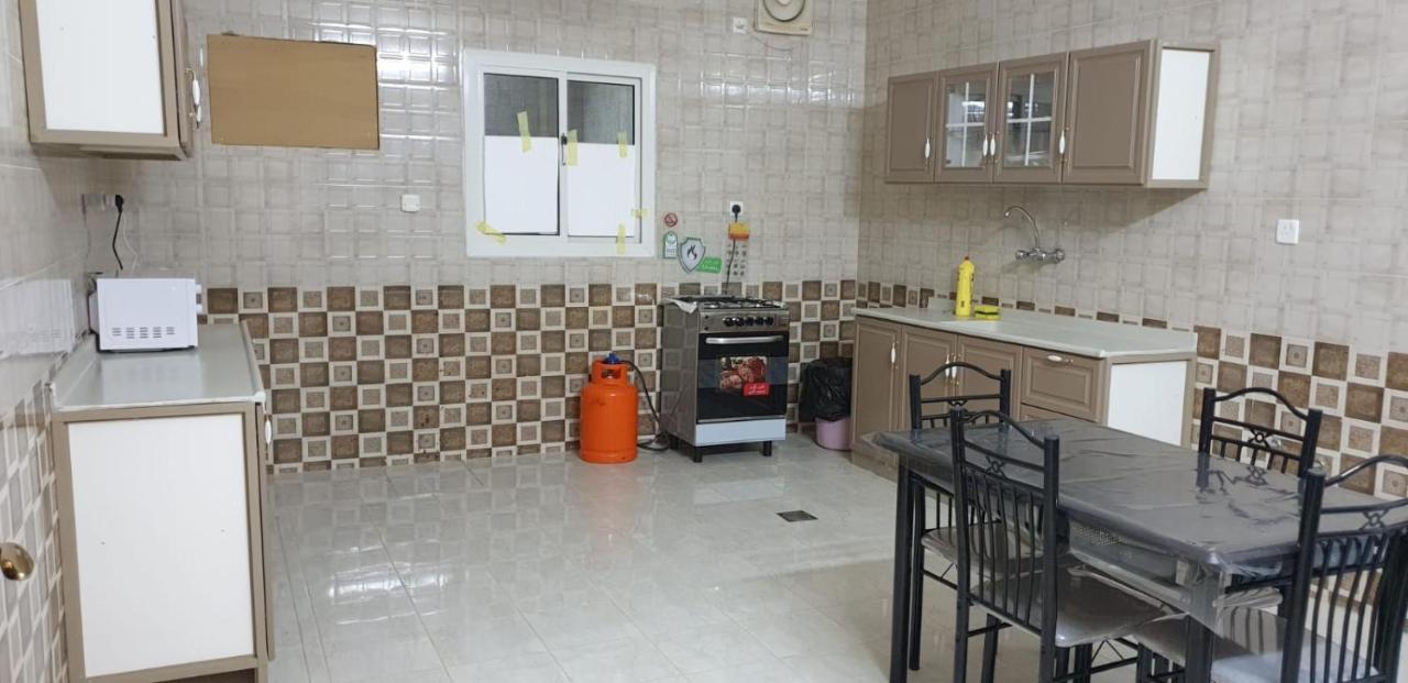 Al-Olaya Apartment 乌姆莱季 外观 照片